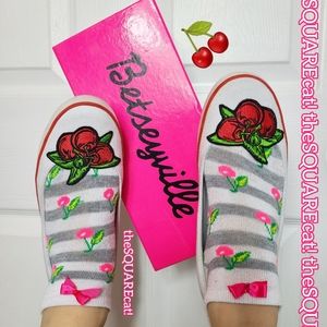 Betseyville🍒 CHERRY fruit pinup kawaii kitsch retro rocker slip on flats size 8